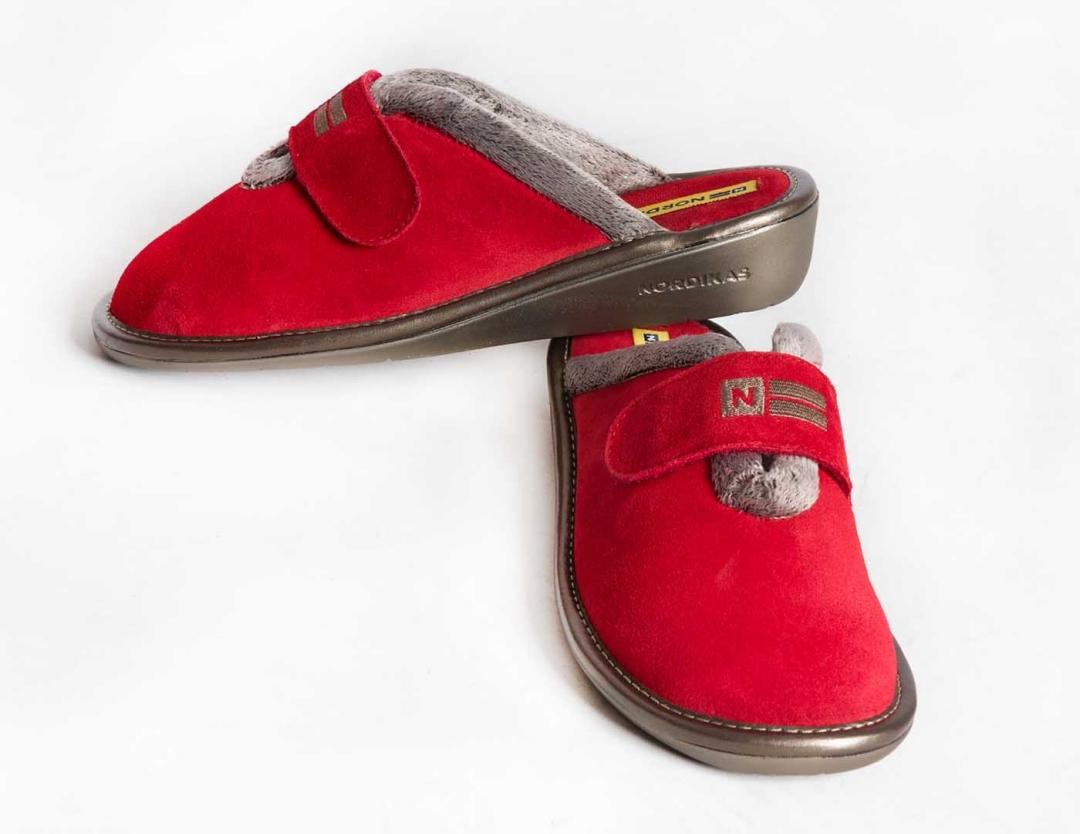 Zapatilla de casa mujer Nordikas afelpado cereza