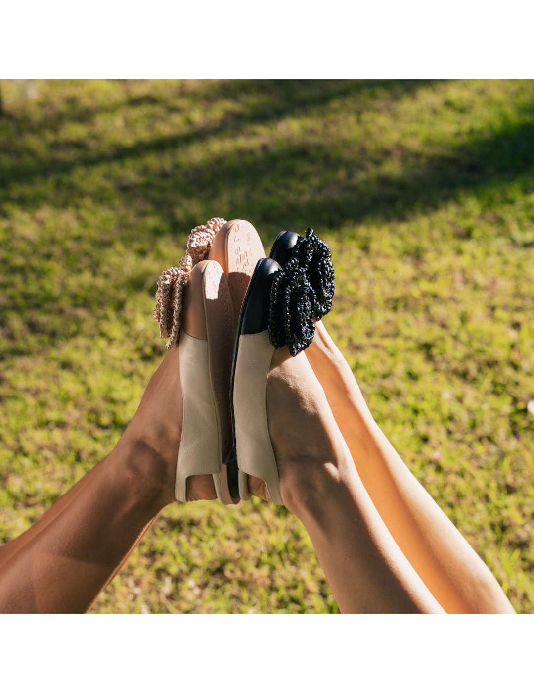 Bailarina mujer Ras destalonada Flor negro