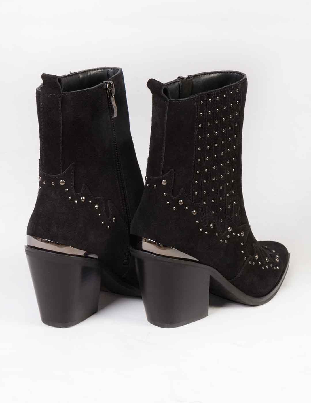 Botín mujer Alma en Pena Tachas negro