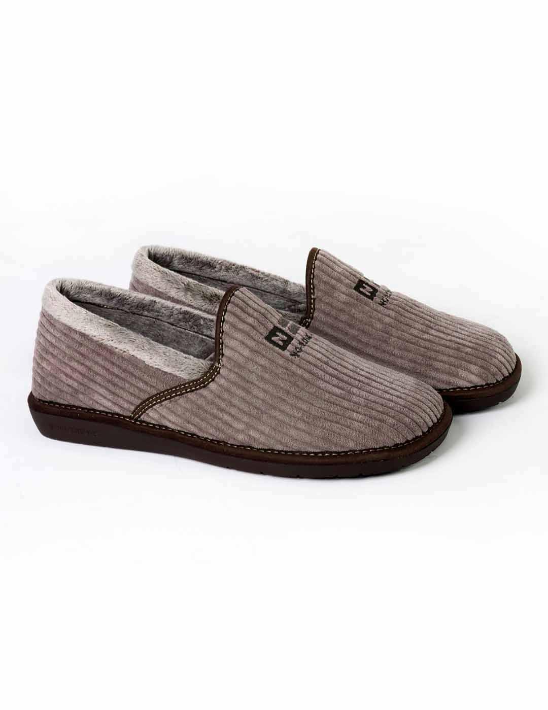 Zapatilla de casa hombre Nordikas scotland taupe